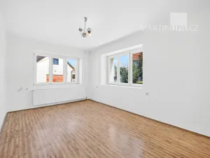 Prodej vícegeneračního domu, Kamenný Přívoz - Hostěradice, 326 m2