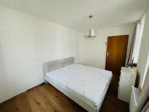 Pronájem bytu 2+kk, Jablonec nad Nisou, Květinová, 44 m2