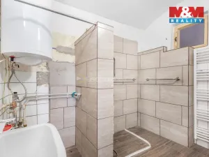Prodej rodinného domu, Spomyšl, 350 m2