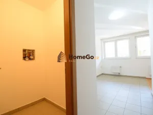 Pronájem bytu 2+kk, Praha - Troja, K Haltýři, 60 m2