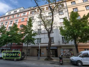 Prodej bytu 1+1, Praha - Holešovice, Osadní, 49 m2