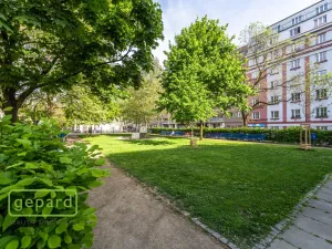 Prodej bytu 1+1, Praha - Holešovice, Osadní, 49 m2