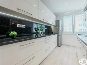Prodej bytu 3+1, Pardubice, Prodloužená, 57 m2