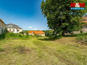 Prodej komerčního pozemku, Zvoleněves, 18500 m2