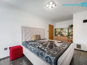 Prodej rodinného domu, Třebešice, 119 m2