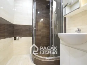 Pronájem bytu 3+1, Olomouc - Neředín, Stiborova, 70 m2