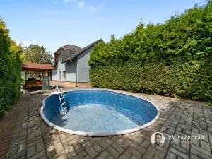 Prodej rodinného domu, Tetín, 130 m2