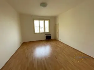Pronájem bytu 2+kk, Praha - Nusle, V Horkách, 56 m2
