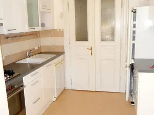 Pronájem bytu 3+1, Praha - Vinohrady, Budečská, 75 m2