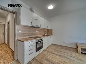 Pronájem bytu 1+kk, Poděbrady, Nerudova, 31 m2