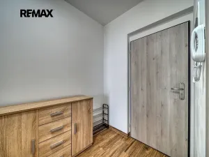 Pronájem bytu 1+kk, Poděbrady, Nerudova, 31 m2
