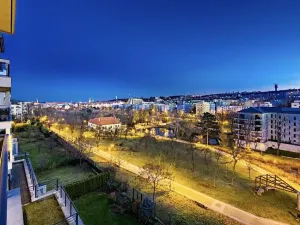 Pronájem bytu 3+kk, Praha - Břevnov, Na Petynce, 91 m2
