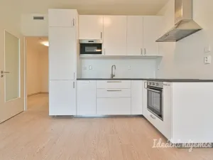 Pronájem bytu 2+kk, Praha - Strašnice, Počernická, 59 m2