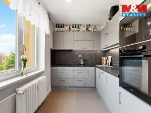 Prodej bytu 2+kk, Mělník, nám. Gen. Swierczewského, 52 m2