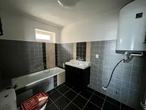 Pronájem chaty, Mšecké Žehrovice, 51 m2