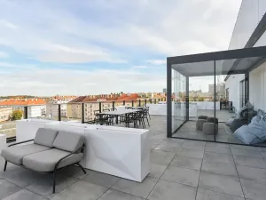 Pronájem kanceláře, Praha - Nusle, 5. května, 350 m2