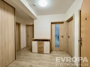 Prodej bytu 3+kk, Olomouc - Nedvězí, Jilemnického, 77 m2