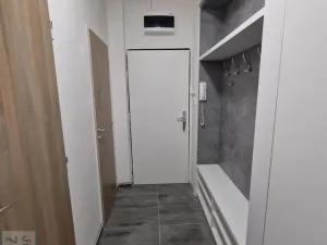 Pronájem bytu 2+1, Krnov - Pod Cvilínem, SPC S, 58 m2