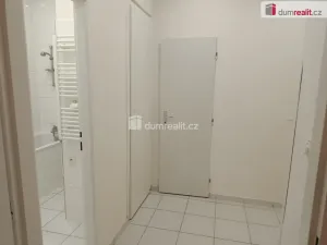 Pronájem bytu 1+kk, Praha - Strašnice, V předpolí, 29 m2