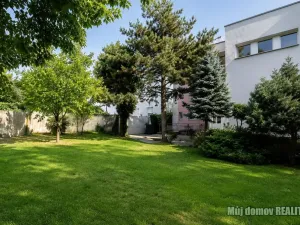 Pronájem bytu 3+1, Praha - Horní Počernice, Khodlova, 85 m2