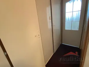 Pronájem bytu 1+1, Opava - Kylešovice, Bílovecká, 38 m2