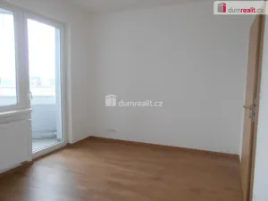 Pronájem bytu 2+kk, Praha - Horní Měcholupy, Modenská, 81 m2