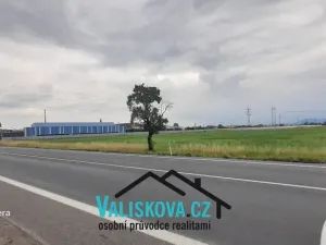 Prodej komerčního pozemku, Hulín, 7249 m2