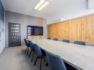 Pronájem kanceláře, Hradec Králové, Hořická, 130 m2