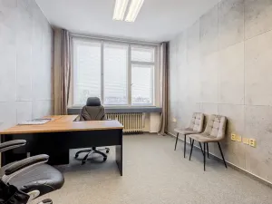 Pronájem kanceláře, Hradec Králové, Hořická, 130 m2