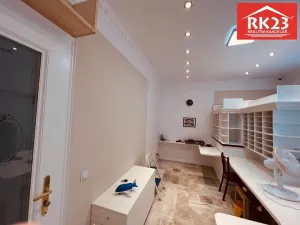 Pronájem obchodního prostoru, Mariánské Lázně, Tyršova, 58 m2