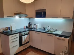 Pronájem bytu 1+1, Ústí nad Labem, Švestková, 36 m2