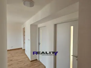 Prodej bytu 3+kk, Lubenec, 59 m2