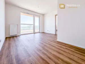 Pronájem bytu 2+kk, Praha - Černý Most, Arnošta Valenty, 35 m2