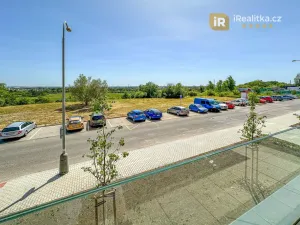 Pronájem bytu 2+kk, Praha - Černý Most, Arnošta Valenty, 35 m2