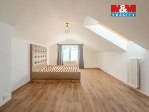 Pronájem bytu 2+kk, Benešov, Husovo náměstí, 78 m2