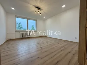 Pronájem bytu 1+1, Orlová, Masarykova třída, 40 m2