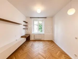 Pronájem bytu 2+kk, Praha - Vysočany, Nemocniční, 45 m2