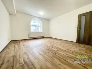 Pronájem bytu 4+kk, Uherské Hradiště, Mlýnská, 100 m2