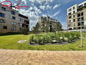 Prodej bytu 1+kk, Praha, Drnovská, 37 m2