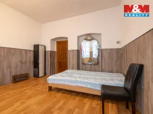 Prodej bytu 4+1, Nový Bor - Arnultovice, 97 m2