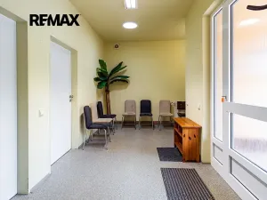 Prodej ordinace, Česká Lípa, Pod Holým vrchem, 196 m2