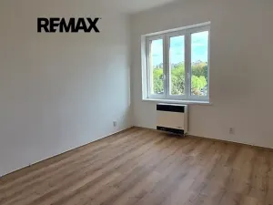 Pronájem bytu 2+kk, Praha - Záběhlice, Záběhlická, 45 m2