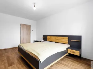 Prodej bytu 6+kk a větší, Březová, 77 m2