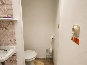 Pronájem bytu 1+1, Brno, Chalabalova, 30 m2