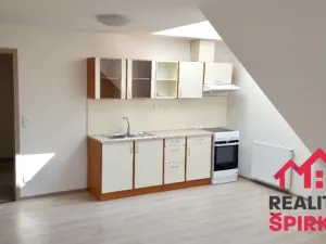 Pronájem bytu 1+kk, Svitavy - Město, náměstí Míru, 39 m2