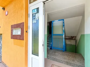 Prodej bytu 2+1, Chomutov, Pod Břízami, 51 m2