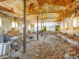 Prodej zemědělského objektu, Zabrušany - Všechlapy, 1415 m2