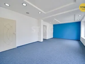 Pronájem obchodního prostoru, Zlín, třída Tomáše Bati, 69 m2