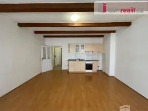 Pronájem bytu 1+kk, Kolín - Kolín I, Karlova, 35 m2