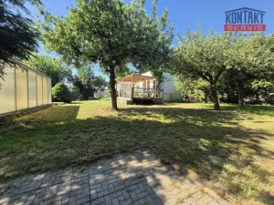 Pronájem zahrady, Planá, 400 m2